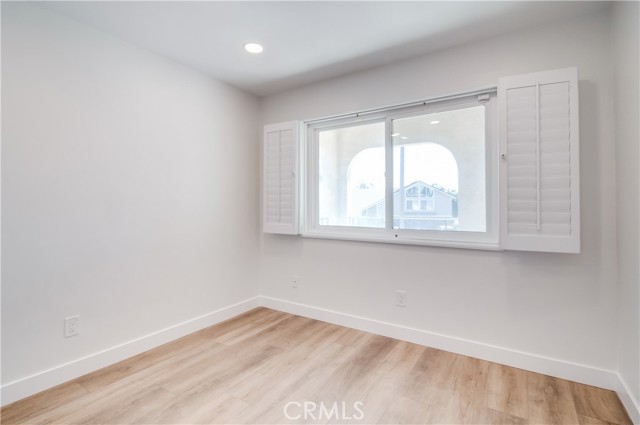 15562 Wild Cherry Circle, Huntington Beach CA: https://media.crmls.org/medias/3d4d2b0d-421c-4553-912a-8909356bcfae.jpg