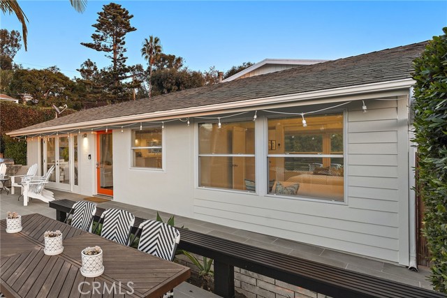 Detail Gallery Image 16 of 23 For 595 Bluebird Canyon Dr, Laguna Beach,  CA 92651 - 2 Beds | 2 Baths
