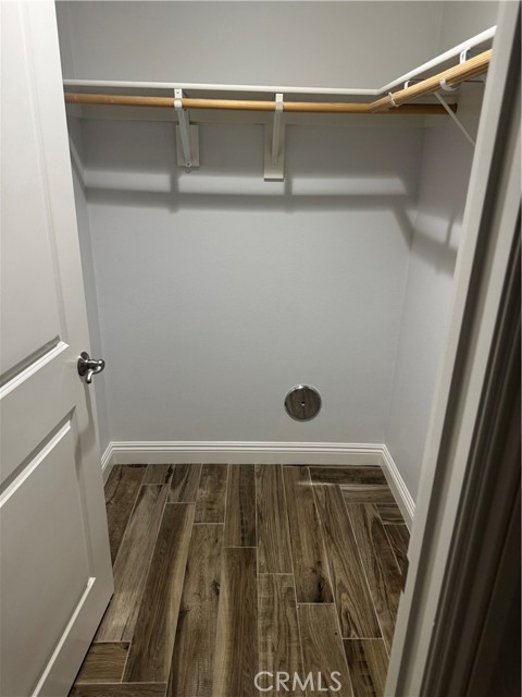 walk in closet