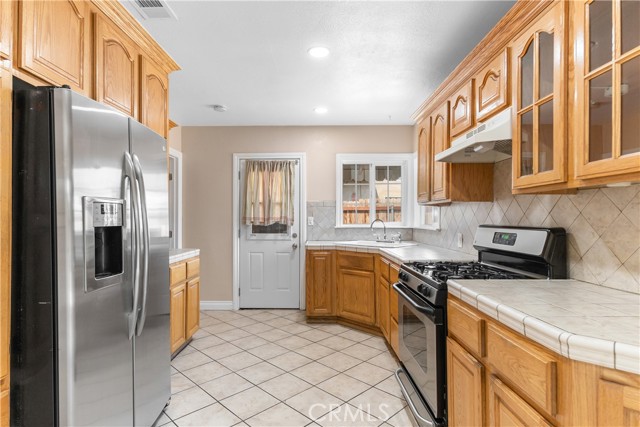 17392 Paine Street, Fontana CA: https://media.crmls.org/medias/3d4f6a4a-24fa-4568-9704-7682b2aac38d.jpg
