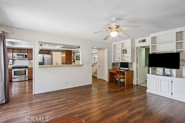 42724 Santa Suzanne Place, Temecula CA: https://media.crmls.org/medias/3d50844a-b9fd-4230-abc0-fd06b0e01aff.jpg