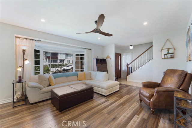 19622 Crestknoll Drive, Yorba Linda CA: https://media.crmls.org/medias/3d50ca9e-2c9a-4f3a-9c95-67e3da57a06a.jpg