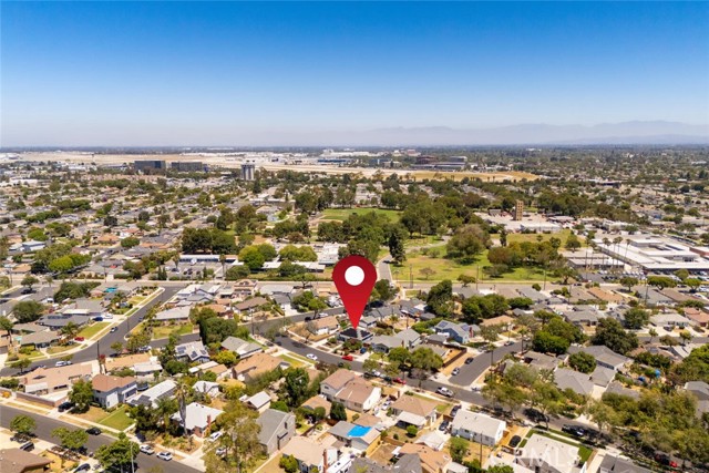 4513 E Cervato Street, Long Beach CA: https://media.crmls.org/medias/3d522aec-fc6f-4e86-9b55-fe98cd30a497.jpg