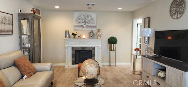 Detail Gallery Image 13 of 34 For 9203 Mandale St, Bellflower,  CA 90706 - 3 Beds | 3 Baths