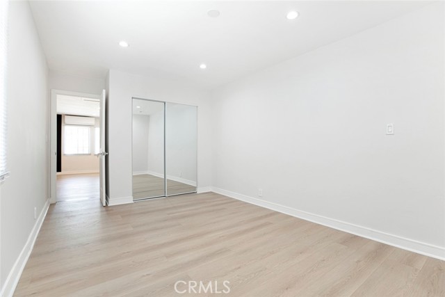 Detail Gallery Image 11 of 17 For 17648 Raymer St, Northridge,  CA 91325 - 1 Beds | 1/1 Baths