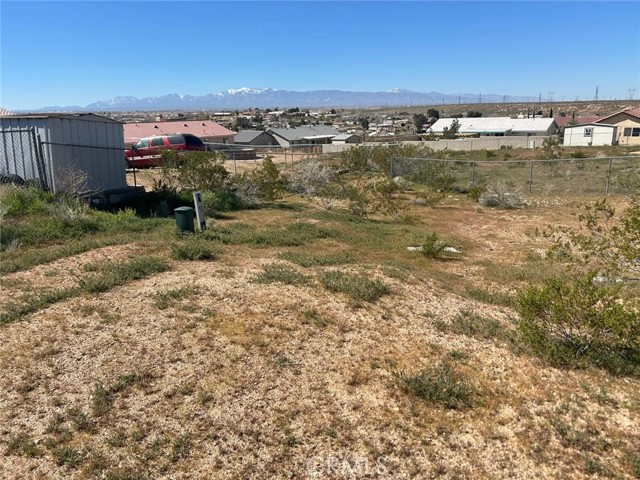 Detail Gallery Image 13 of 19 For 14998 Avon Ct, Victorville,  CA 92394 - – Beds | – Baths