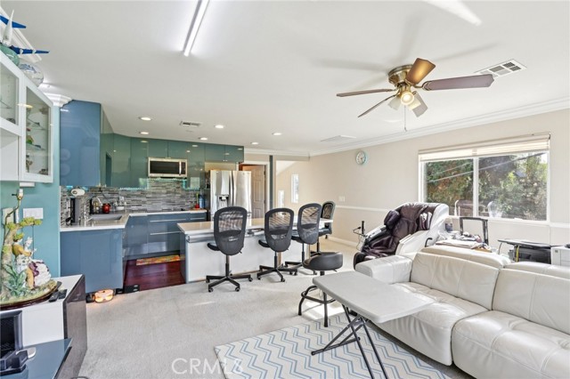 Detail Gallery Image 18 of 30 For 329 N Kathryn, Anaheim,  CA 92801 - 6 Beds | 3/1 Baths