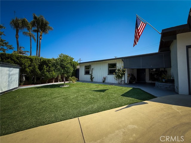 Detail Gallery Image 4 of 44 For 18457 E Armstead St, Azusa,  CA 91702 - 4 Beds | 2 Baths