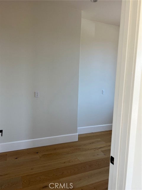 20329 Stagg Street photo 25