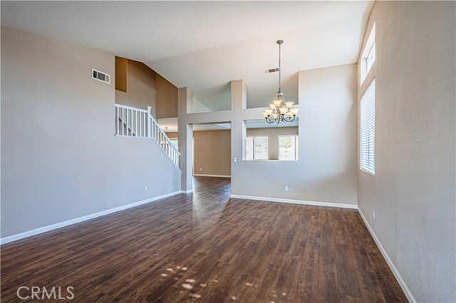 Detail Gallery Image 4 of 46 For 23458 Mount Lassen Way, Murrieta,  CA 92562 - 3 Beds | 2/1 Baths