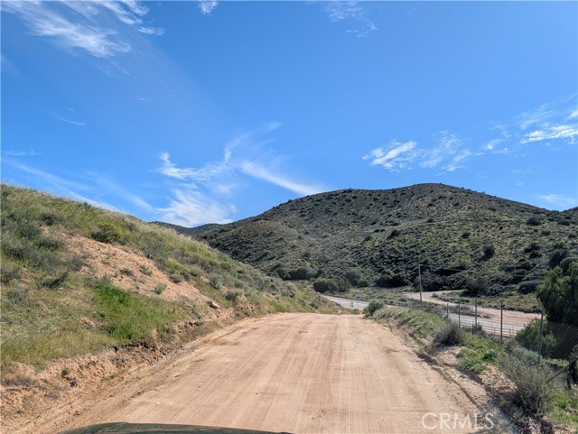 Detail Gallery Image 8 of 18 For 8401 Sierra Hwy, Agua Dulce,  CA 91390 - – Beds | – Baths