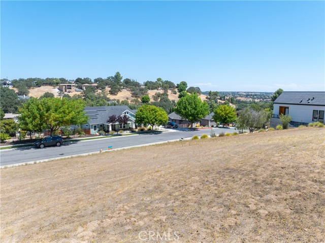 Detail Gallery Image 7 of 16 For 308 Maplewood Ct, Paso Robles,  CA 93446 - – Beds | – Baths