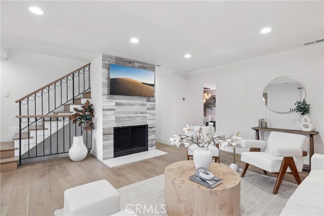 Detail Gallery Image 4 of 30 For 434 S Los Robles Ave #4,  Pasadena,  CA 91101 - 2 Beds | 3 Baths