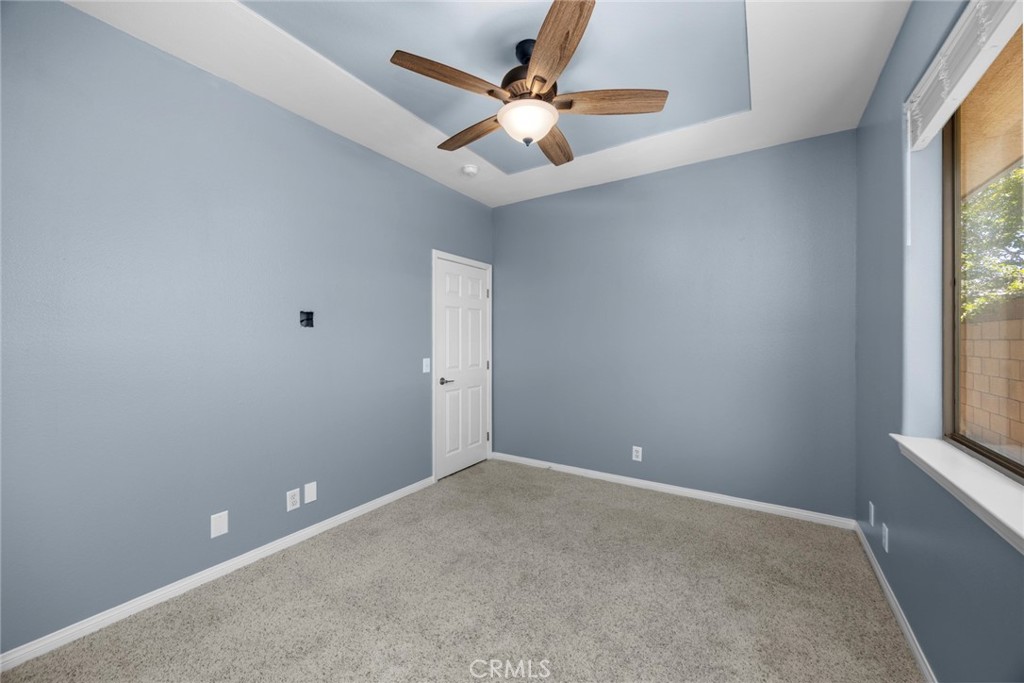 https://media.crmls.org/medias/3d585ad4-4858-4f89-aeb5-2dde928ebb18.jpg?preset=X-Large