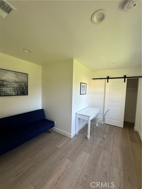 2303 Amherst Avenue, Los Angeles CA: https://media.crmls.org/medias/3d593eef-ba76-43da-8c4b-c74153425d80.jpg