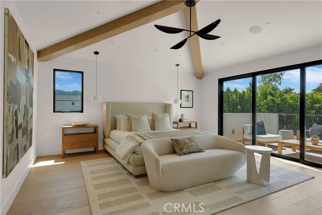 4455 Katherine Avenue, Sherman Oaks CA: https://media.crmls.org/medias/3d598e6a-9574-4909-876e-47e274a68940.jpg