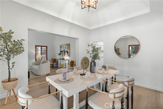336 N Crescent Heights Boulevard, Los Angeles CA: https://media.crmls.org/medias/3d5a8b28-b67e-49aa-a0ce-ce17bdd5ef5a.jpg