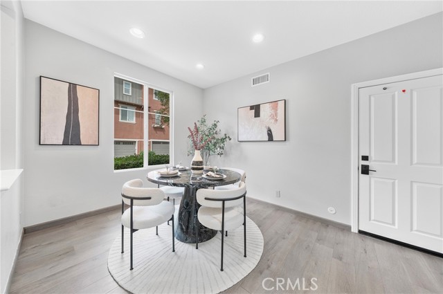 Detail Gallery Image 9 of 41 For 311 Nimbus, Tustin,  CA 92782 - 3 Beds | 2/1 Baths