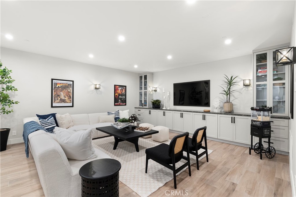 2141 Circle Drive