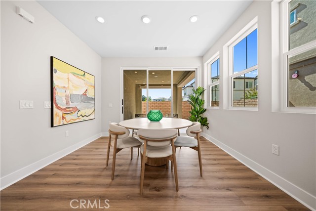 576 Patten Avenue, Placentia CA: https://media.crmls.org/medias/3d5bca18-9316-4c64-a0c0-f04f0a2cb9e0.jpg