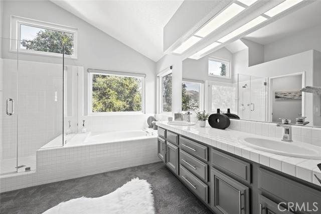 21672 High Country Drive, Rancho Santa Margarita CA: https://media.crmls.org/medias/3d5c2376-5f41-49ad-bb51-e5682ddfa8c8.jpg