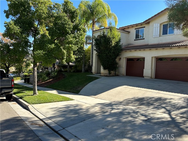 Detail Gallery Image 2 of 15 For 1728 Tamarron Dr, Corona,  CA 92883 - 4 Beds | 3 Baths