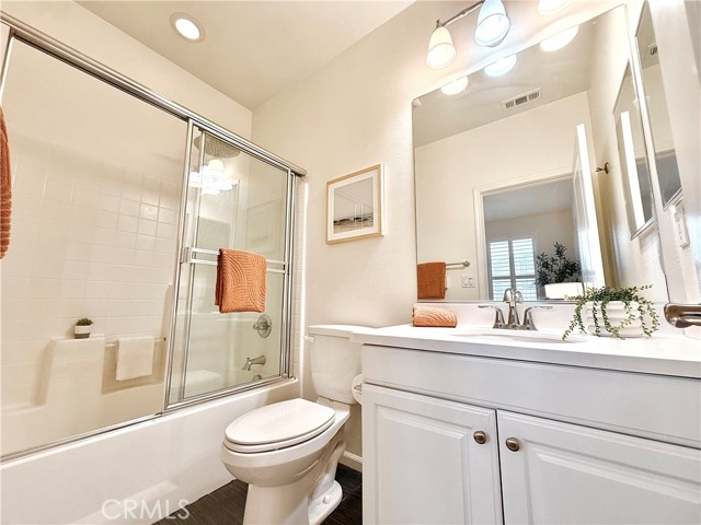 Detail Gallery Image 17 of 42 For 5547 Strand #103,  Hawthorne,  CA 90250 - 2 Beds | 3 Baths