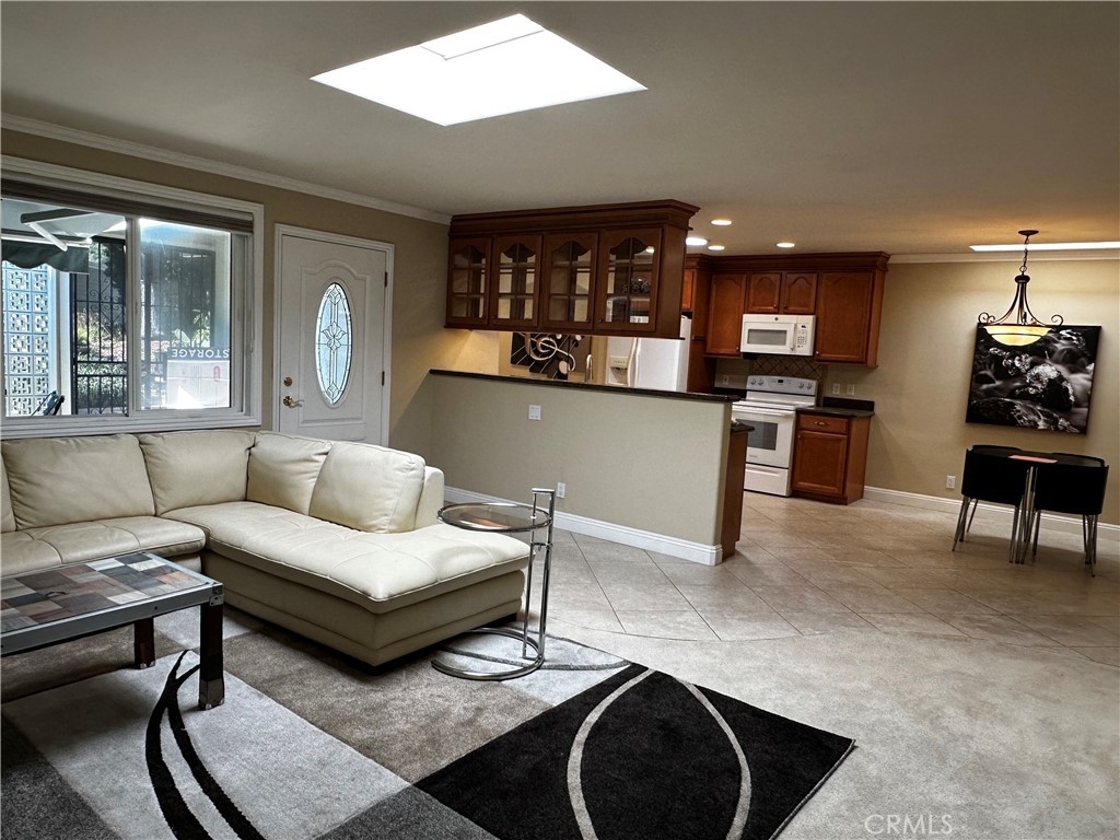 153 Avenida Majorca #B #B
