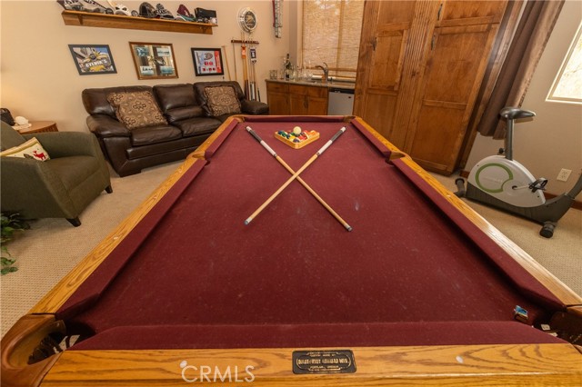 Detail Gallery Image 11 of 44 For 39255 Seminole, Fawnskin,  CA 92333 - 5 Beds | 4/1 Baths