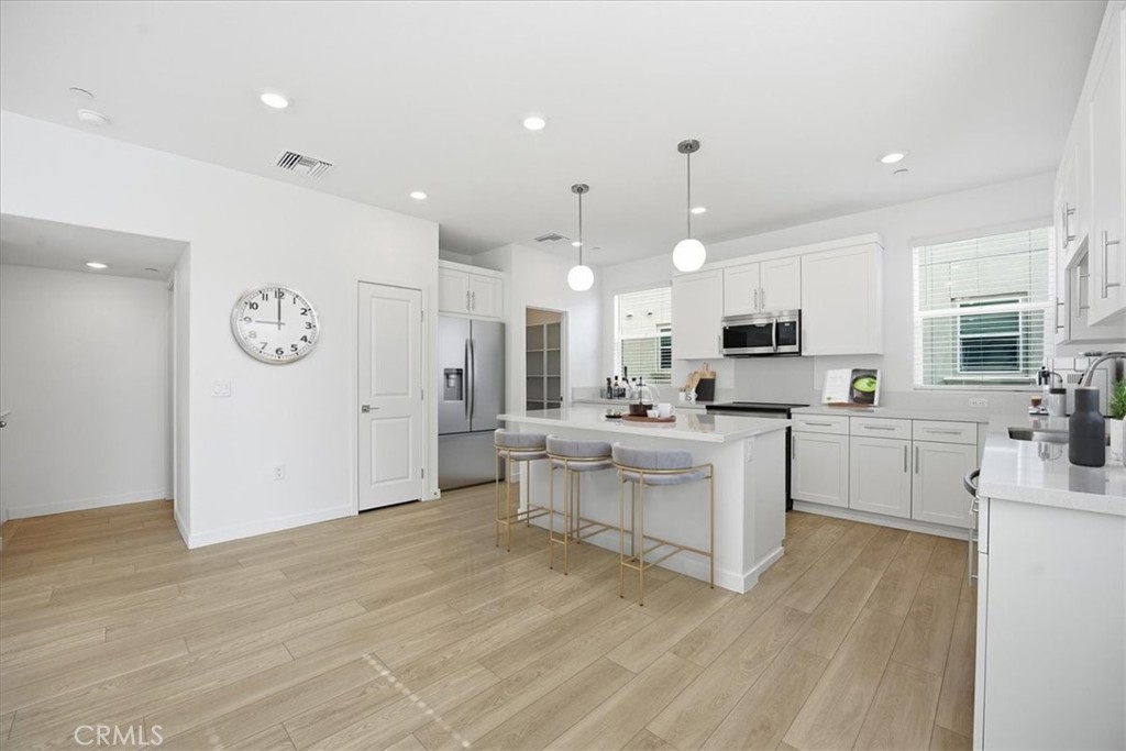 MLS #IV25250152 image #12