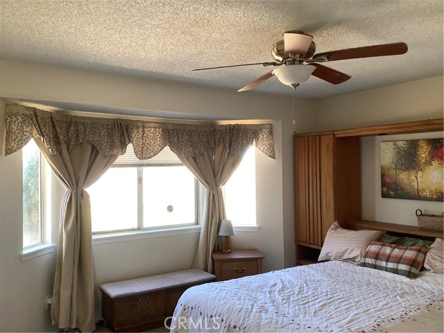10578 Jamul Road, Apple Valley CA: https://media.crmls.org/medias/3d5ffe84-a18e-4ded-a631-5420f6298561.jpg