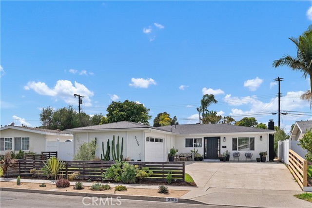 Detail Gallery Image 3 of 31 For 3109 Barbados Pl, Costa Mesa,  CA 92626 - 4 Beds | 2 Baths