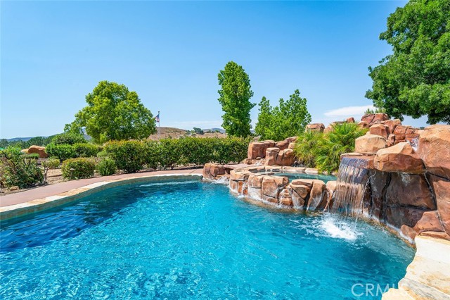 Detail Gallery Image 48 of 62 For 40190 via Caballos, Murrieta,  CA 92562 - 5 Beds | 4 Baths