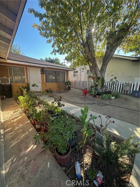 Detail Gallery Image 2 of 4 For 808 Stanislaus St, Maricopa,  CA 93252 - 3 Beds | 2 Baths