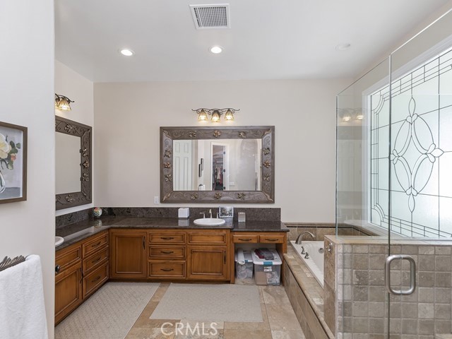 Detail Gallery Image 22 of 67 For 36410 Calle Puerta Bonita, Temecula,  CA 92592 - 5 Beds | 4/2 Baths