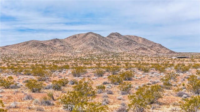 Detail Gallery Image 1 of 33 For 0 off Bowman Trl, Yucca Valley,  CA 92284 - – Beds | – Baths