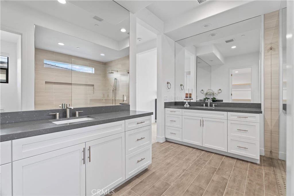 MLS #WS25167538 image #30