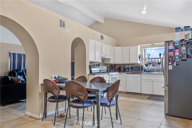 29039 Eveningside Drive, Castaic CA: https://media.crmls.org/medias/3d627dcc-179e-4002-a7f0-59cfce320654.jpg