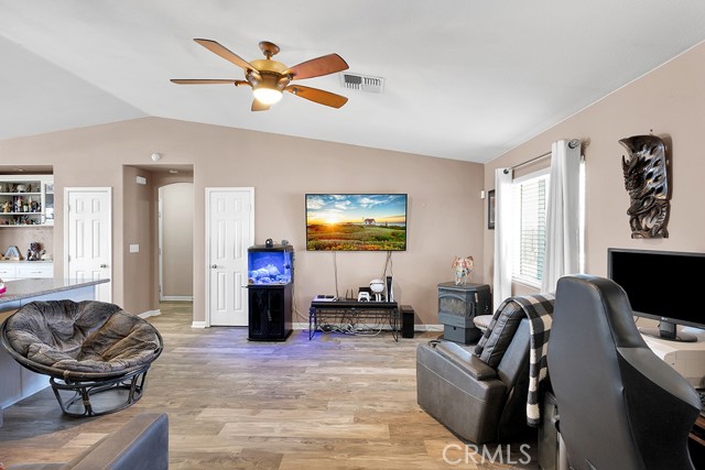 Detail Gallery Image 11 of 38 For 8137 Kalmia Ave, California City,  CA 93505 - 4 Beds | 2 Baths