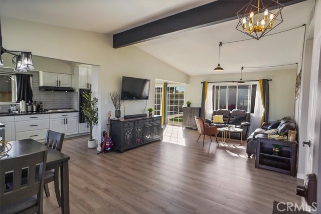 Detail Gallery Image 2 of 20 For 1052 W Avenue J15, Lancaster,  CA 93534 - 3 Beds | 2 Baths