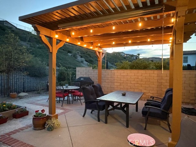 Detail Gallery Image 72 of 72 For 18696 Cedar Crest Dr, Canyon Country,  CA 91387 - 3 Beds | 2/1 Baths