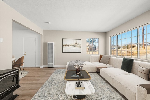 Detail Gallery Image 7 of 25 For 19223 Rocksprings Rd, Hesperia,  CA 92345 - 3 Beds | 1 Baths