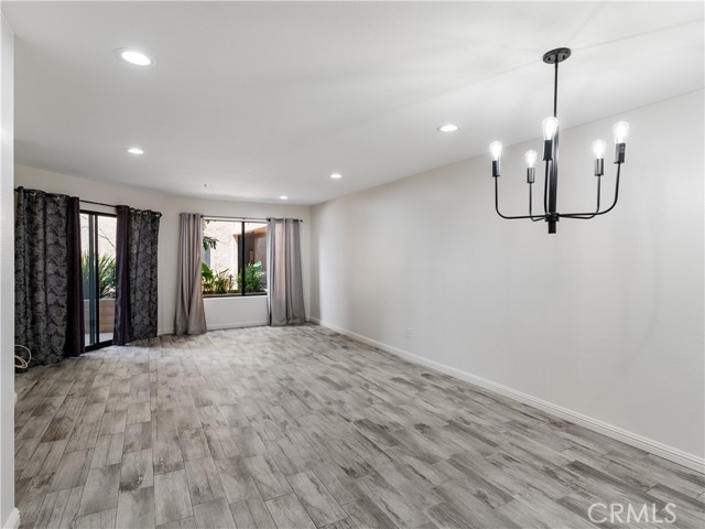 Detail Gallery Image 6 of 13 For 550 Orange Ave #144,  Long Beach,  CA 90802 - 2 Beds | 2 Baths