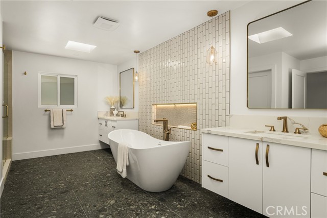 Detail Gallery Image 44 of 75 For 5 Yellow Brick Rd, Rancho Palos Verdes,  CA 90275 - 4 Beds | 3/1 Baths