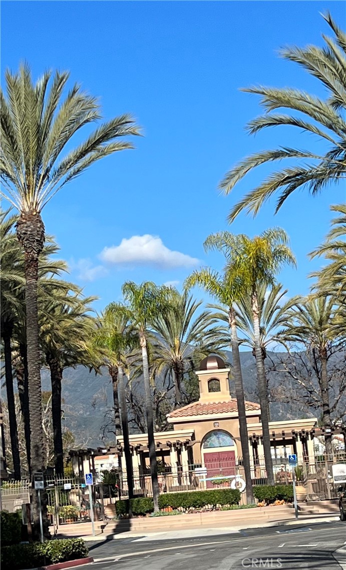 https://media.crmls.org/medias/3d6609f5-0007-4ddc-9391-ef1c94c19b0c.jpg?preset=X-Large