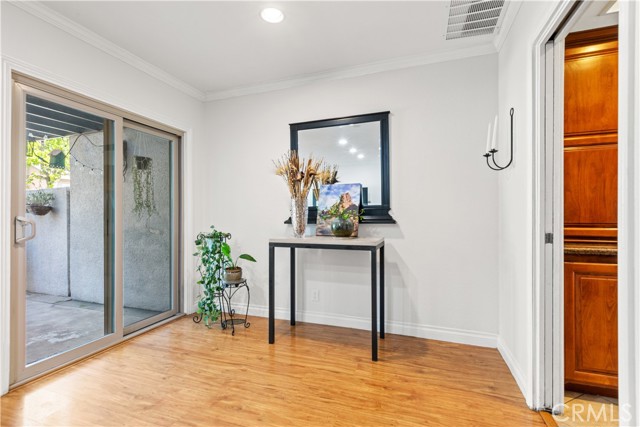 Detail Gallery Image 5 of 32 For 12531 Cluster Pines Rd, Garden Grove,  CA 92845 - 3 Beds | 2/1 Baths