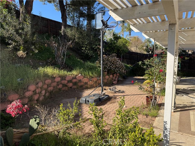 Detail Gallery Image 4 of 7 For 177 S Nebraska, Lake Elsinore,  CA 92530 - 3 Beds | 2 Baths