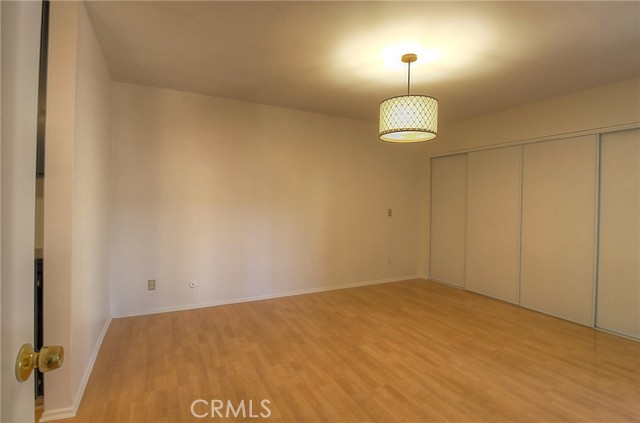 Detail Gallery Image 25 of 40 For 400 N Louise St #205,  Glendale,  CA 91206 - 2 Beds | 2 Baths