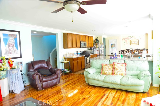 Detail Gallery Image 11 of 36 For 37475 Gallery Ln, Beaumont,  CA 92223 - 4 Beds | 3 Baths