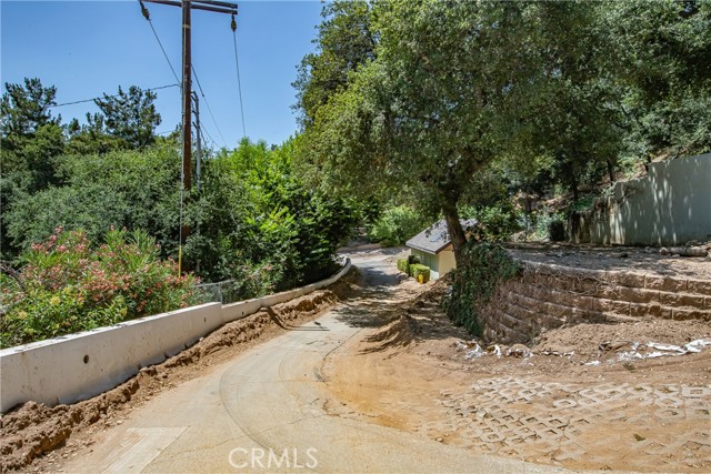 3597 Shaw Ranch Road, Pasadena CA: https://media.crmls.org/medias/3d6987ed-c199-491d-912e-fbb8cab34132.jpg
